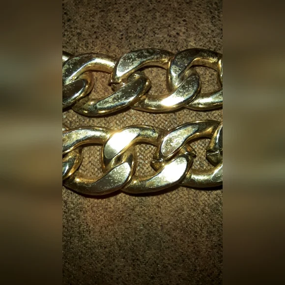 18in anchor goldtone heavy large link necklace with toggle clasp - Picture 7 of 14